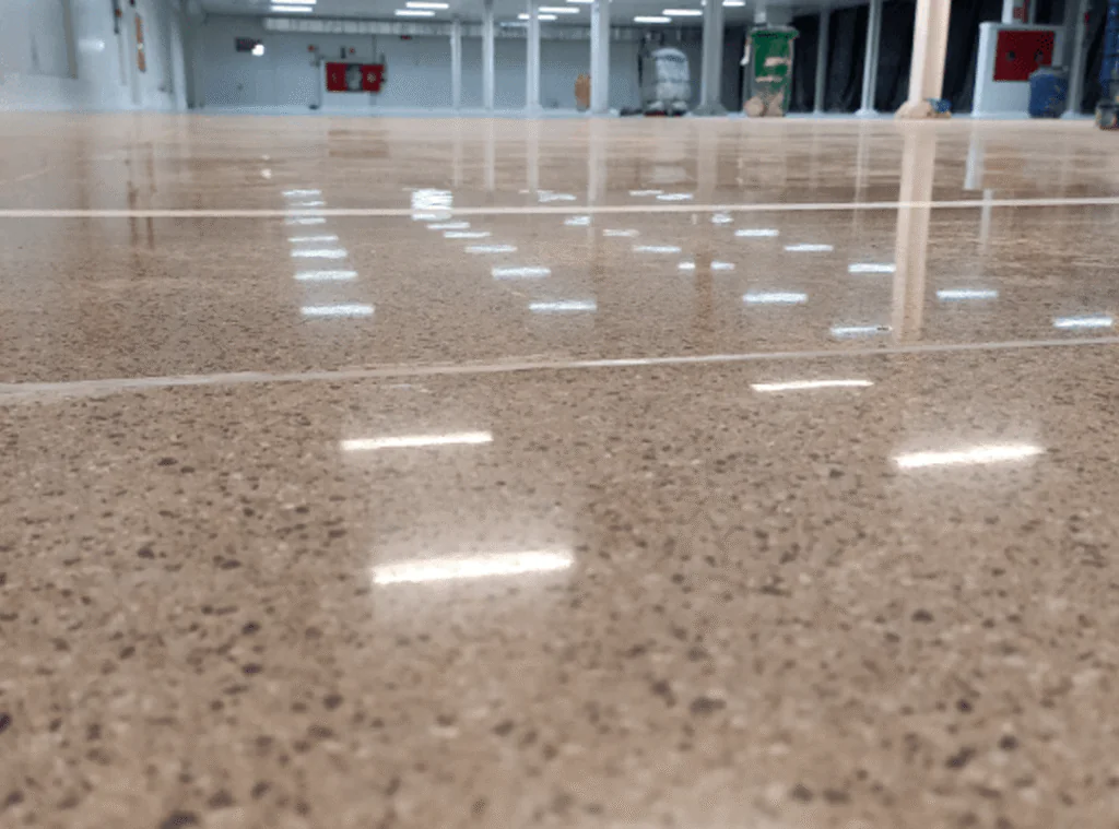 Lapidação de pisos de concreto